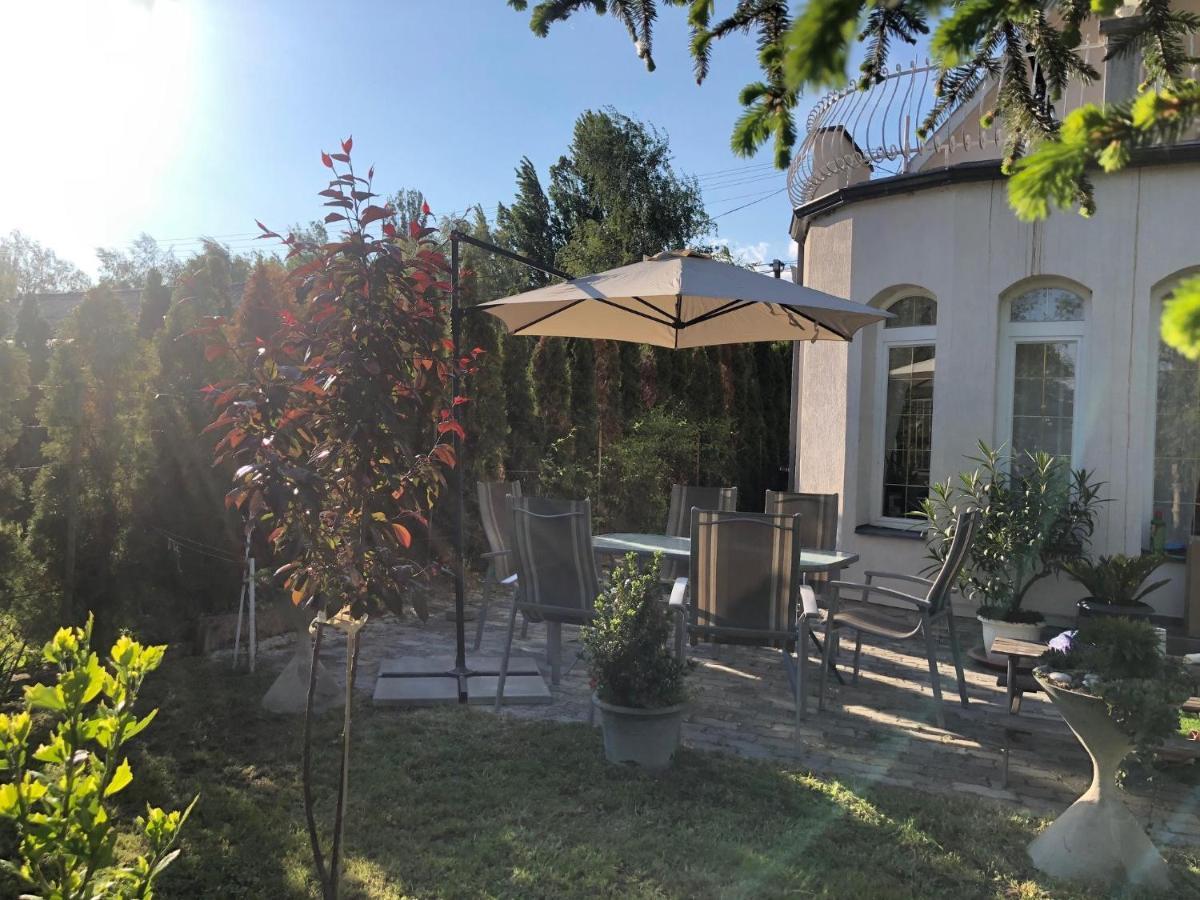 Villa Nadliget Vendeghaz Ábrahámhegy Exterior foto